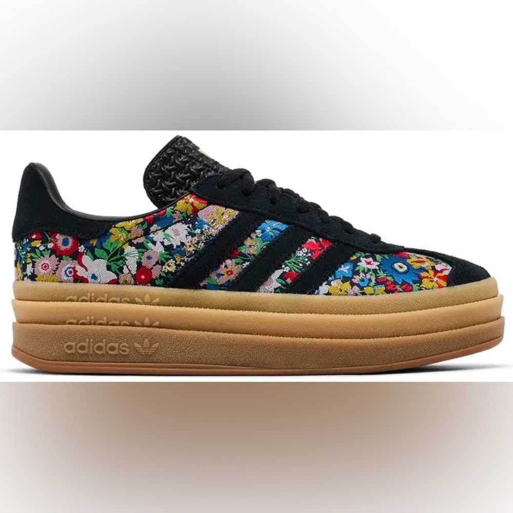 Woman’s Adidas Gazelle Bold limited Liberty Sneakers